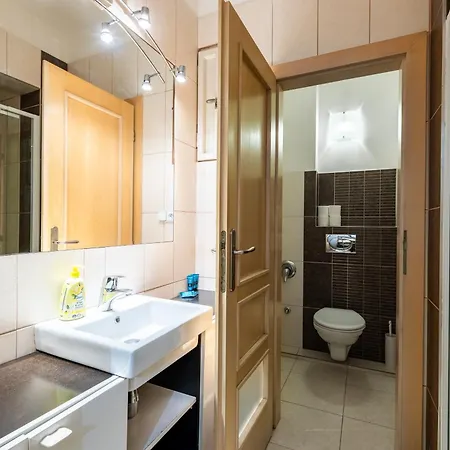 Apartmán Old Town Lighthouse Near Dlouha Street - Easy Self Check In *