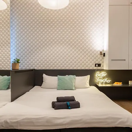 Old Town Lighthouse Near Dlouha Street - Easy Self Check In Apartmán *